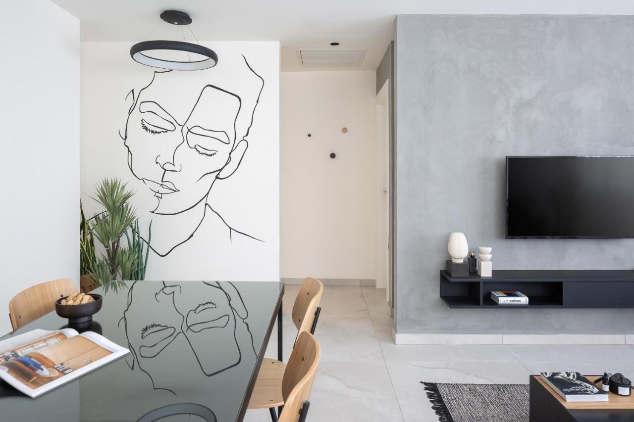 Appartamento Mr. Louis - By Tlv2Go Tel Aviv Esterno foto